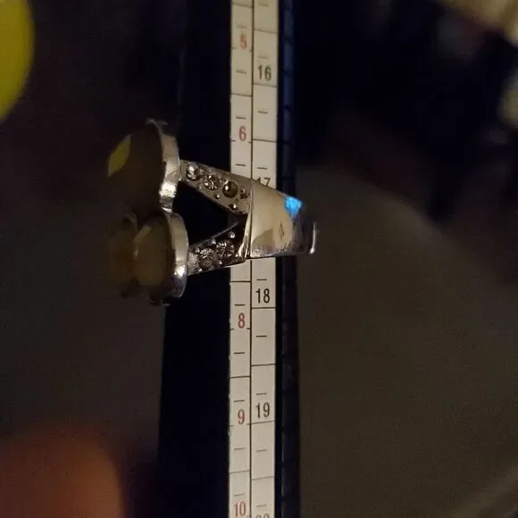 3-for-$15 Stretchy costume ring - Picture 2 of 5